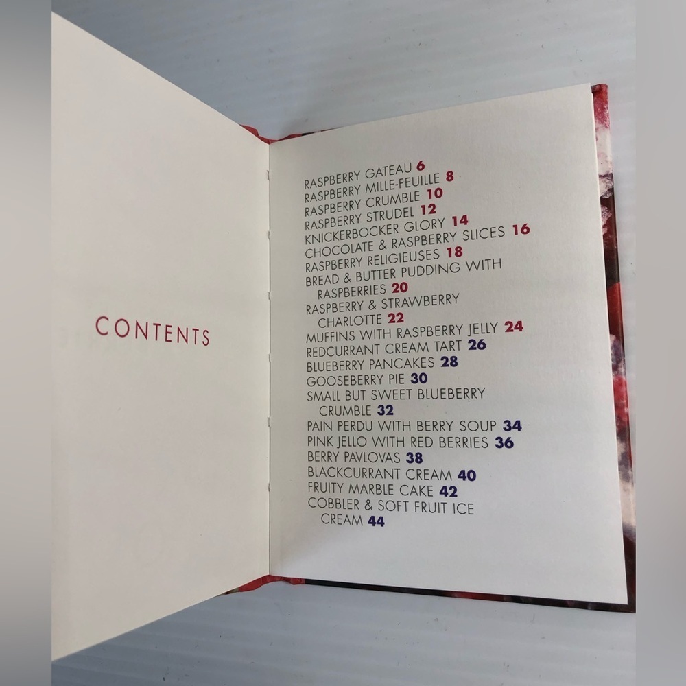 3/$20 Raspberries Mini Cookbook - Picture 3 of 5